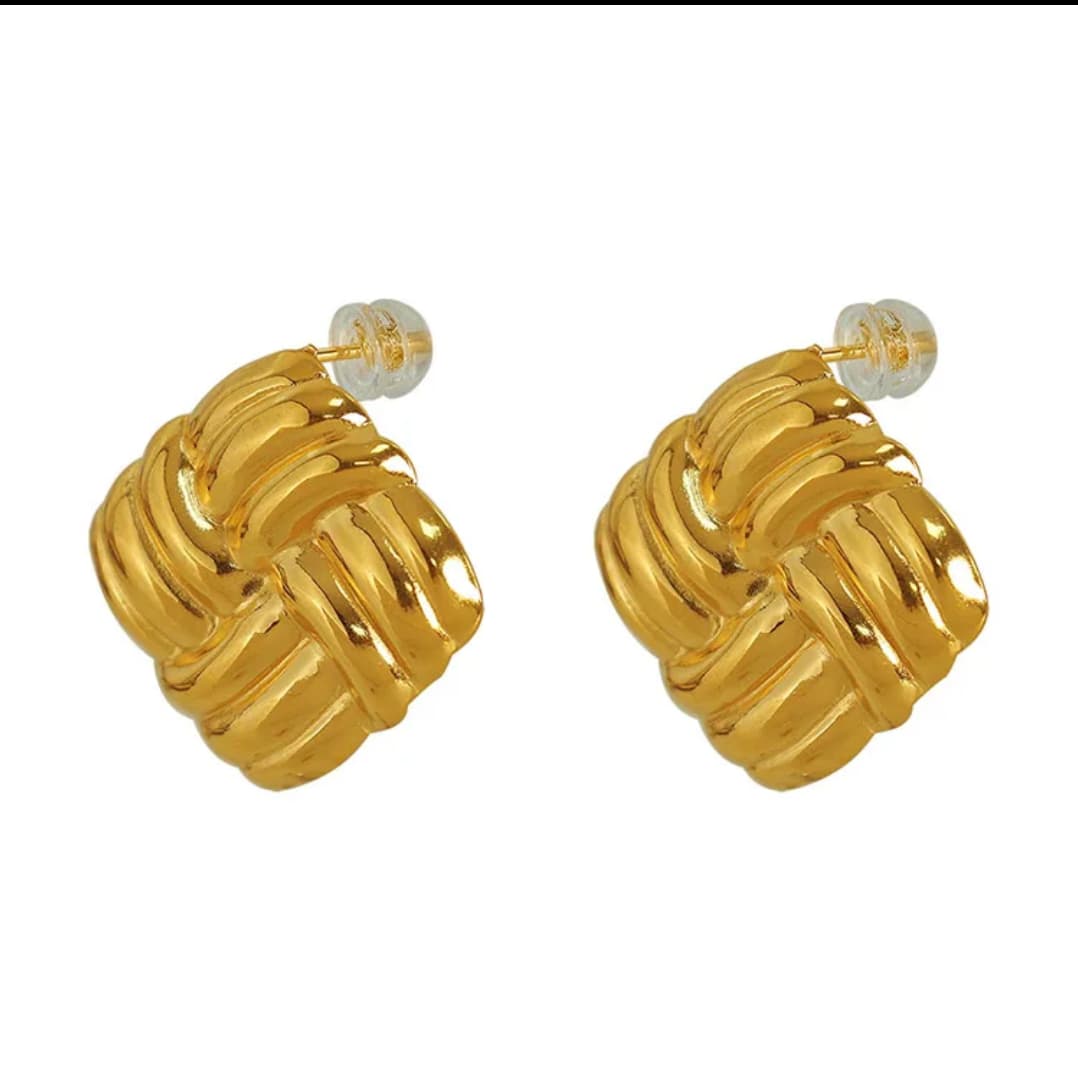 Chunky Knot Earring - 22K Gold Plated