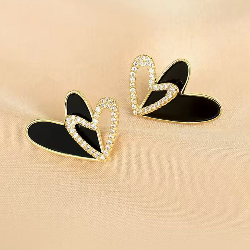 Classy Black Heart Korean Earring