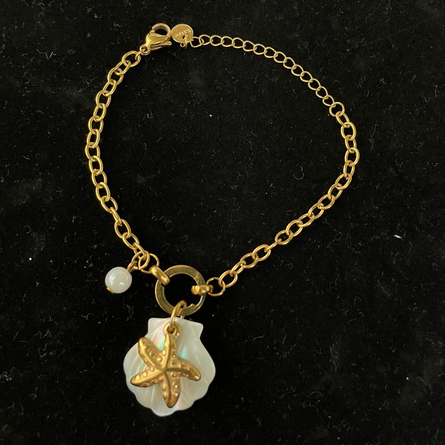 Trendy Charm Bracelet - Anti-Tarnish