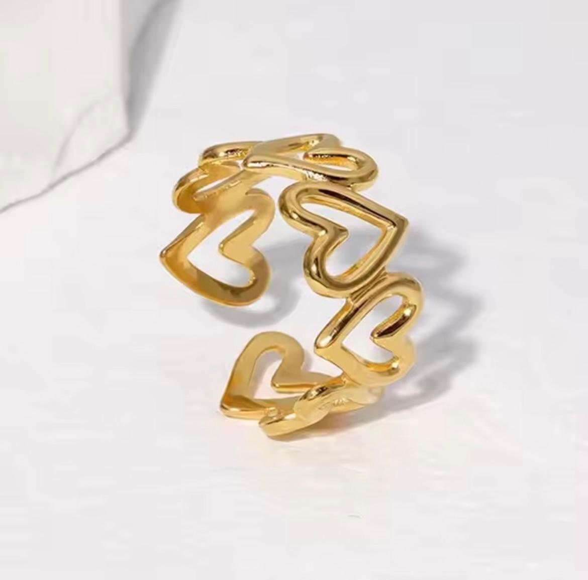 Minimal Hollow Heart Ring - Anti-tarnish