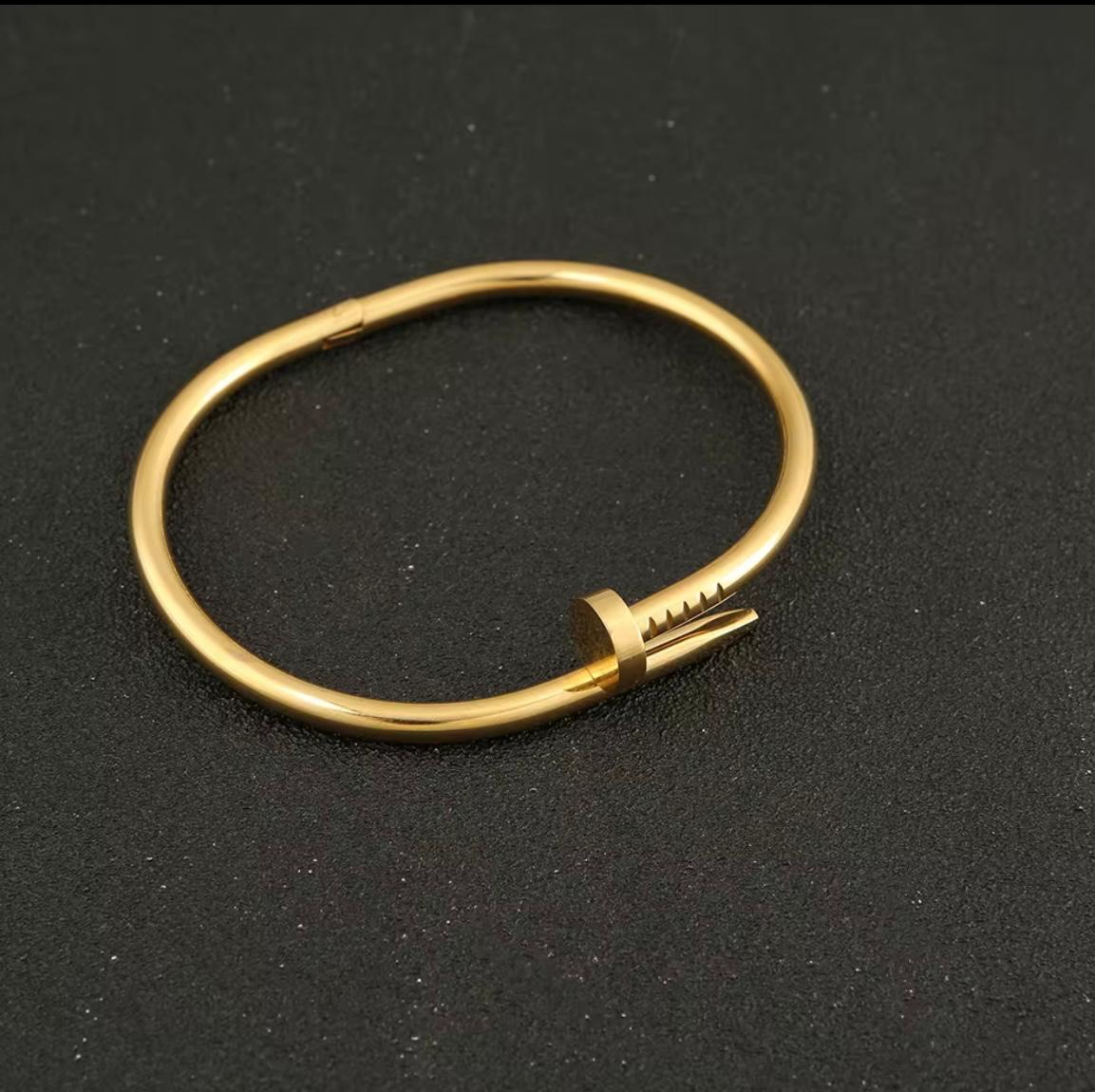 Golden Nail Bracelet - Anti-tarnish
