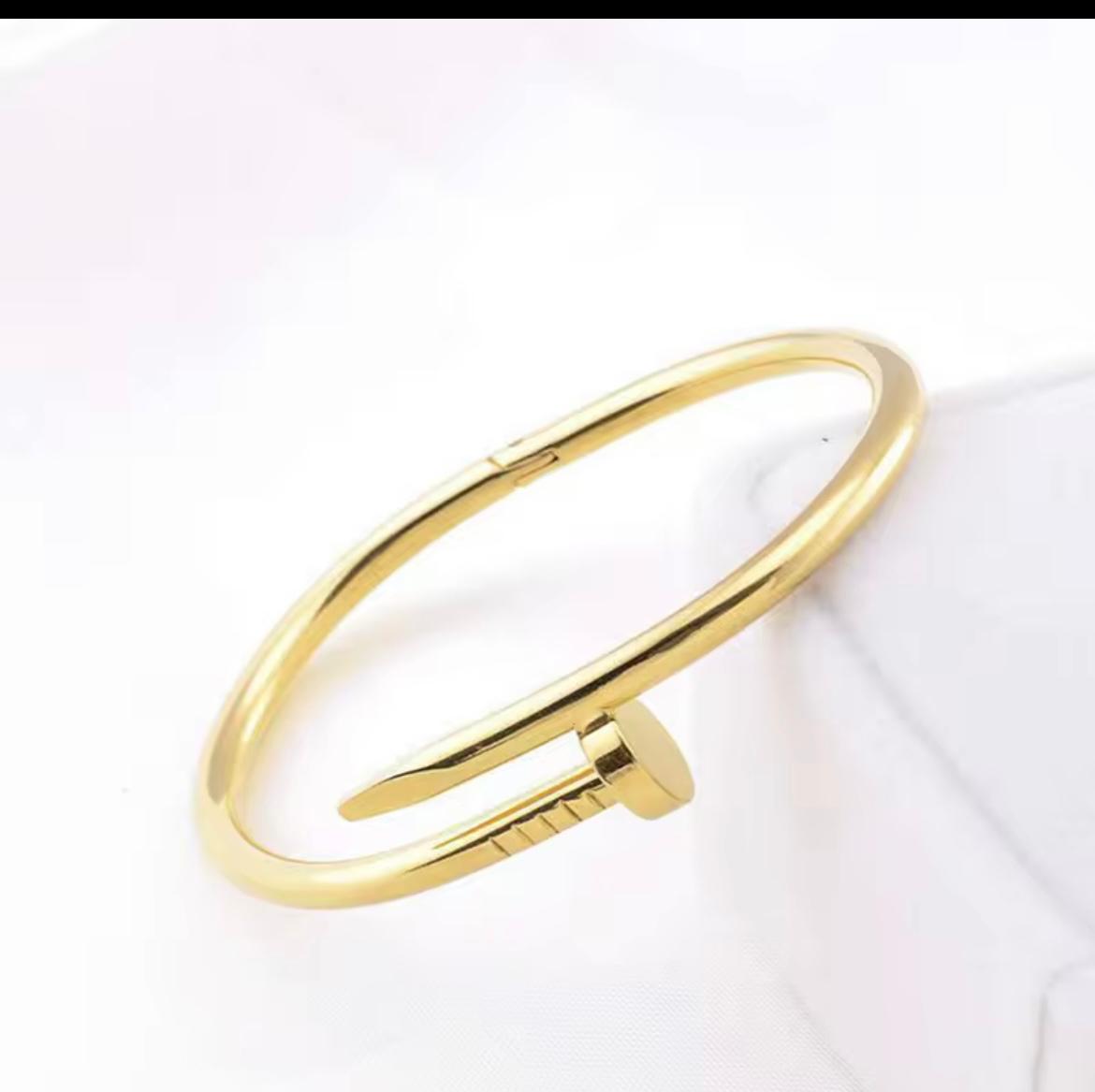 Golden Nail Bracelet - Anti-tarnish