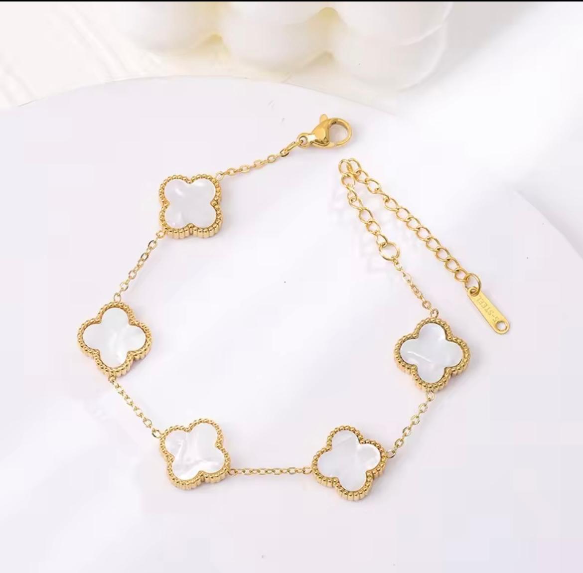 Trendy Clover White Charm Bracelet - Anti-tarnish