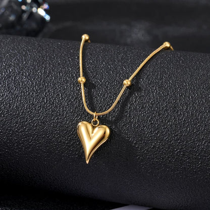 Trending Heart Pendent Necklace - 18K Gold Plated