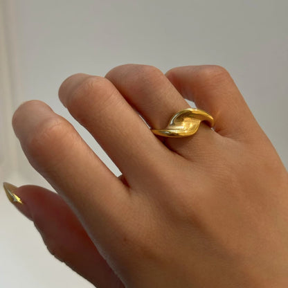 Twisted Ring - 22K Gold Plated