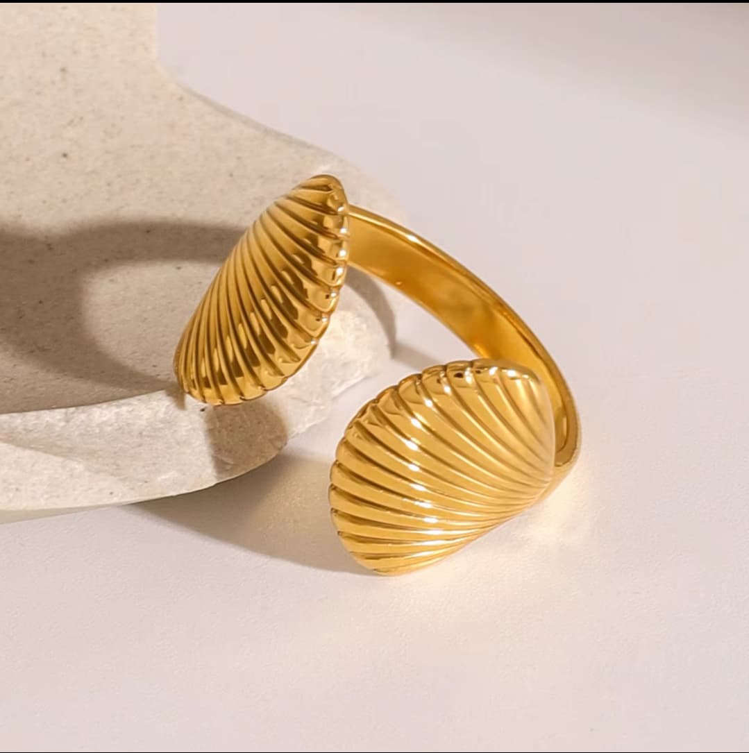 Shell Style Ring 18K Gold Plated - Adjustable