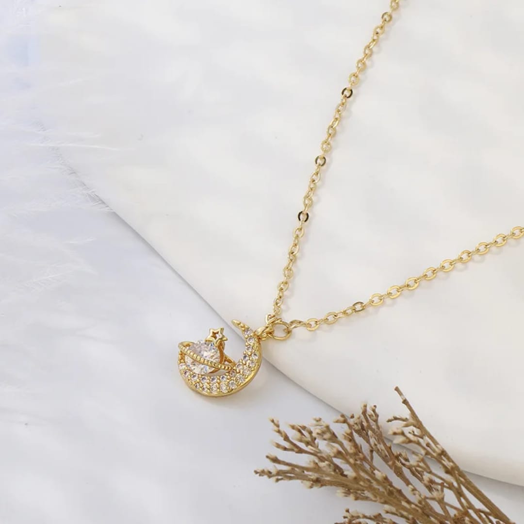 Moon Pendent Necklace - 18K Gold Plated