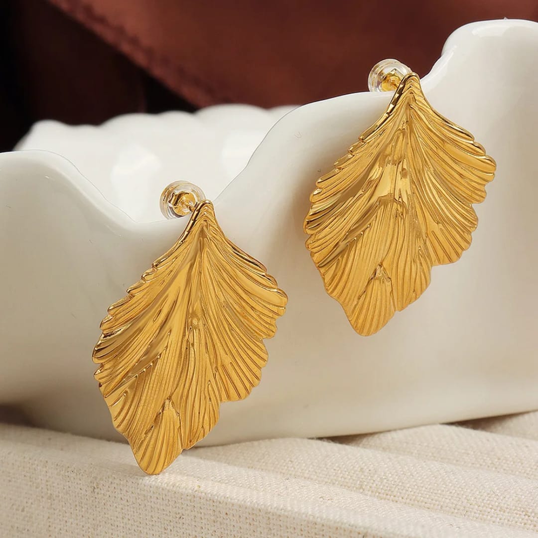 Leaf Stud Earring - 22K Gold Plated