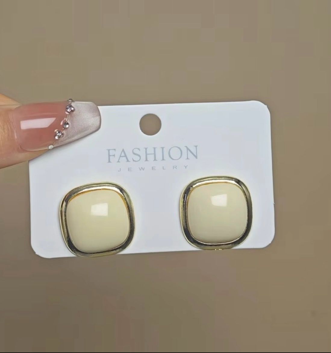 Classy Golden White Stud Earring