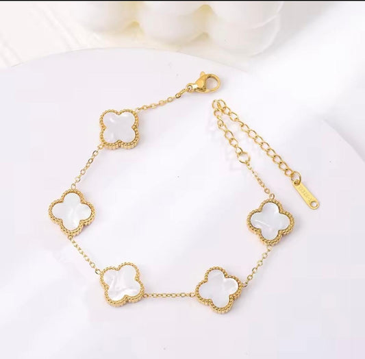 Trendy Clover White Charm Bracelet - Anti-tarnish