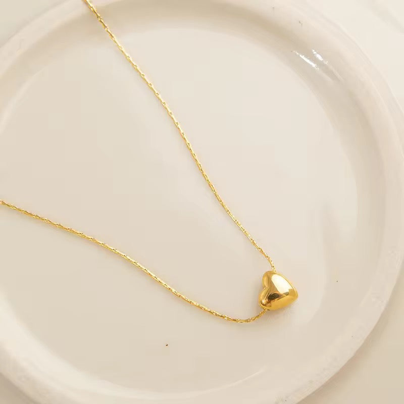 Minimal Heart Pendent -22K Gold Plated